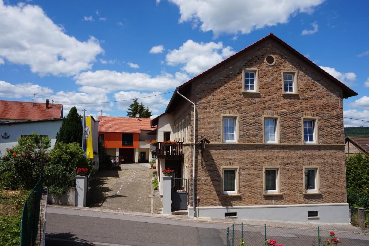 Gaestehaus Zum Goldberg Dorsheim Exterior foto